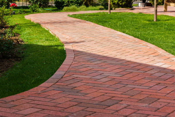 Best Driveway Paving Contractor  in Myrtle Point, OR